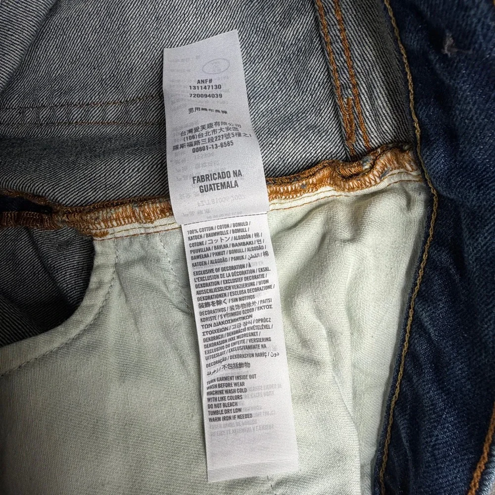Abercrombie & Fitch Jeans Men 33x32 Medium Wash Blue Straight Leg Button Fly
